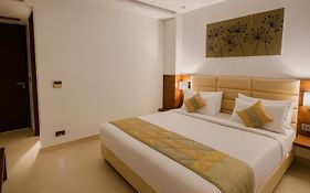 Hotel Ten Square - 5 Minutes From The Taj Mahal
